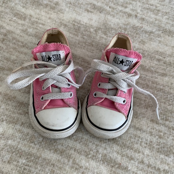 Converse All Stars low top pink size 6 - Picture 2 of 6